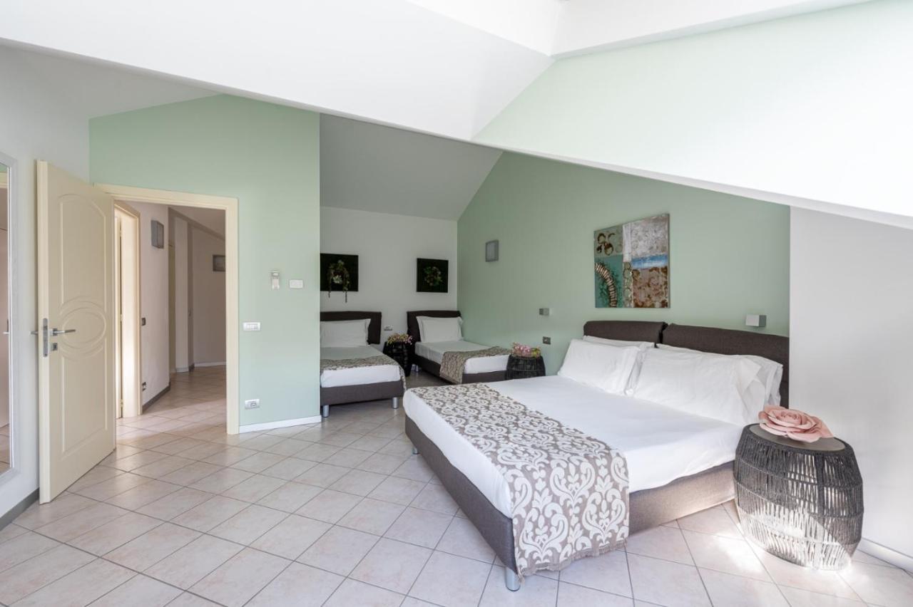 Villa Vittoria With Private Heated Pool & Shared Sauna - Bellagio Village Residence Oliveto Lario 外观 照片
