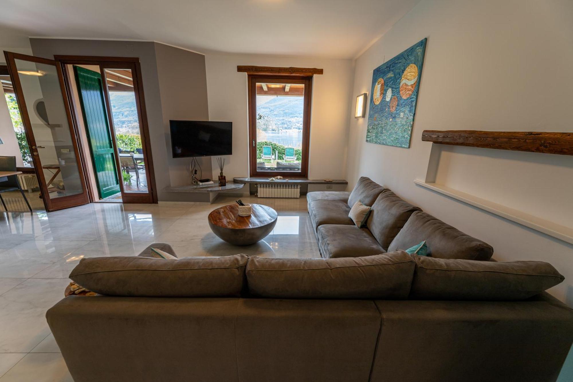Villa Vittoria With Private Heated Pool & Shared Sauna - Bellagio Village Residence Oliveto Lario 外观 照片